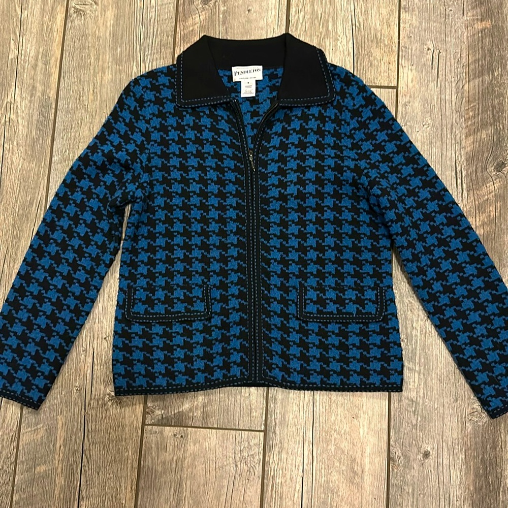 Pendleton houndstooth zip up sweater, size small